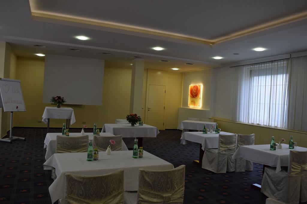 Stadthotel Guertler أمستيتين المظهر الخارجي الصورة