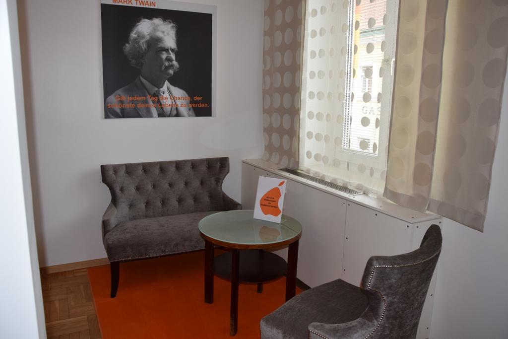 Stadthotel Guertler أمستيتين الغرفة الصورة